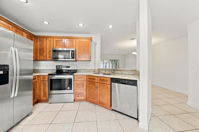 4441 SW 11th Place, Deerfield Beach, FL 33442