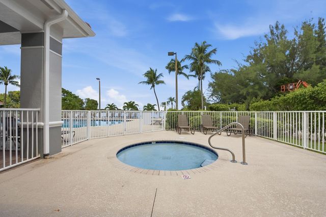 4441 SW 11th Place, Deerfield Beach, FL 33442
