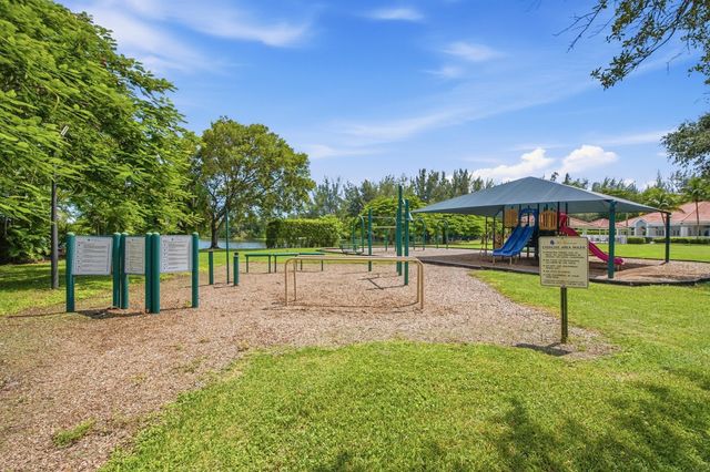 4441 SW 11th Place, Deerfield Beach, FL 33442