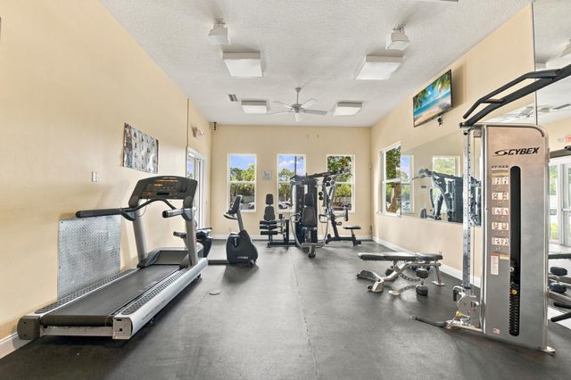 4441 SW 11th Place, Deerfield Beach, FL 33442