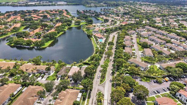 4441 SW 11th Place, Deerfield Beach, FL 33442