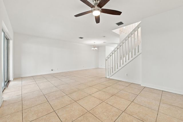 4441 SW 11th Place, Deerfield Beach, FL 33442