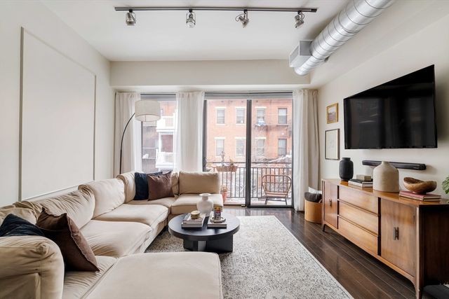 257 Northampton St 307, Boston, MA 02118