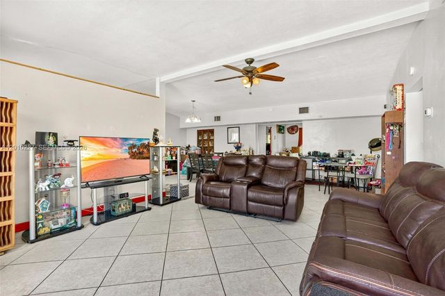 9430 Easter Rd, Cutler Bay, FL 33157