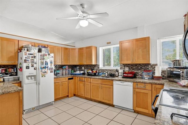 9430 Easter Rd, Cutler Bay, FL 33157
