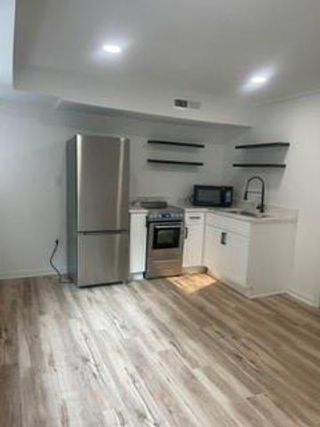 573 Alfred Road NW, Atlanta, GA 30331