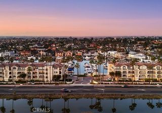 4167 Warner 301, Huntington Beach, CA 92649