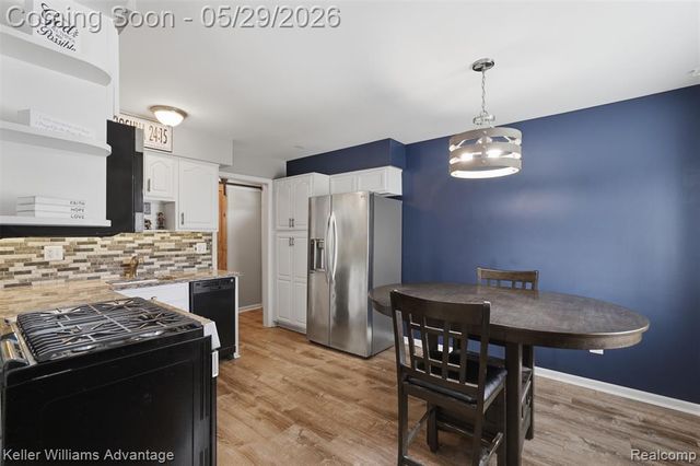 34540 Barton Street, Westland, MI 48185