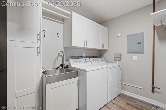 34540 Barton Street, Westland, MI 48185