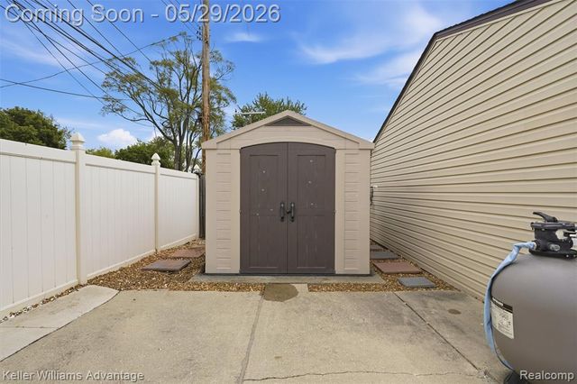 34540 Barton Street, Westland, MI 48185