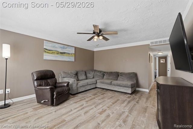 34540 Barton Street, Westland, MI 48185