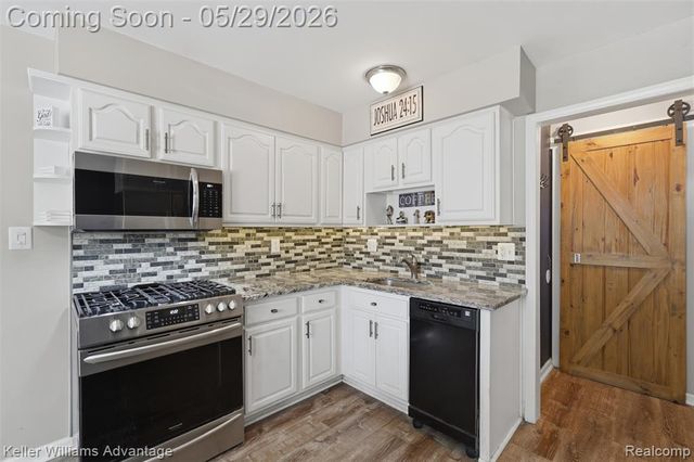34540 Barton Street, Westland, MI 48185
