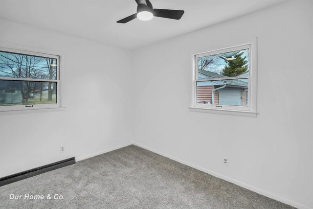 4637 S Gregory Street, Buena Vista Twp, MI 48601