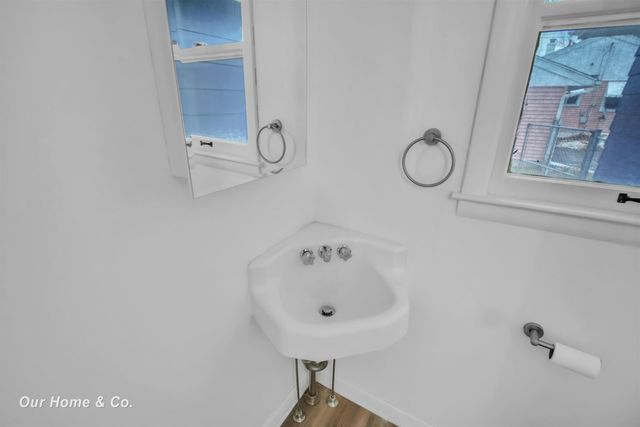 4637 S Gregory Street, Buena Vista Twp, MI 48601