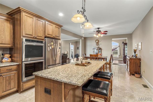 912 Wellington Ridge, Festus, MO 63028