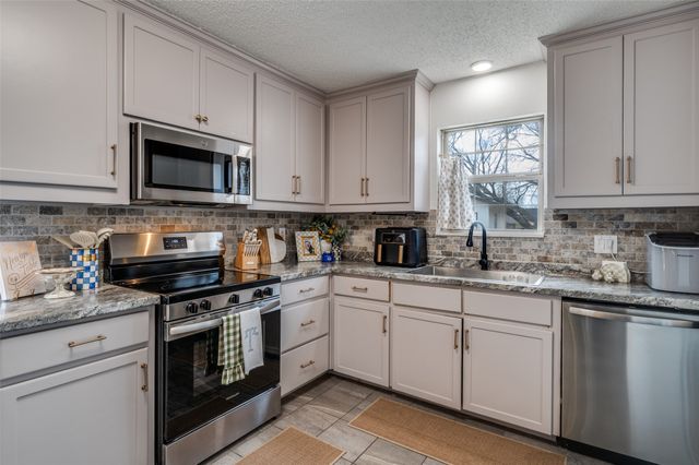 228 E Park Street, Little Elm, TX 75068