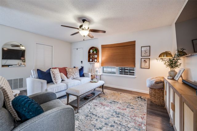 228 E Park Street, Little Elm, TX 75068