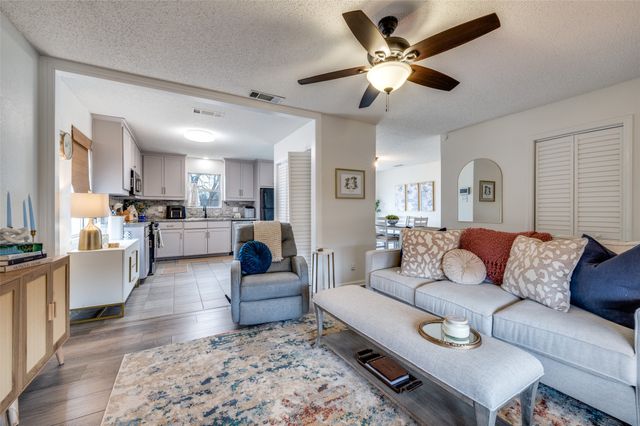 228 E Park Street, Little Elm, TX 75068