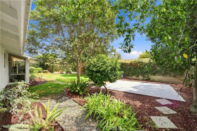 11432 Martha Ann, Los Alamitos, CA 90720