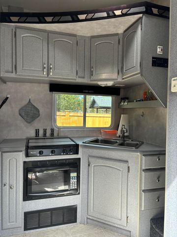 16105 Dyke Road, La Pine, OR 97739