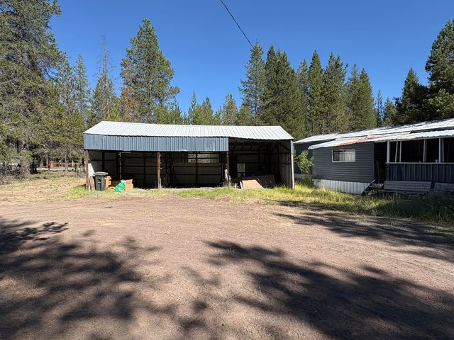 16105 Dyke Road, La Pine, OR 97739