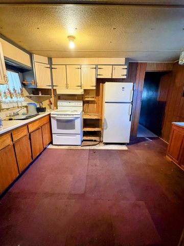 16105 Dyke Road, La Pine, OR 97739