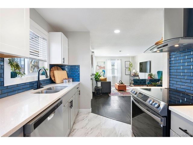 1789 Dallas St, Aurora, CO 80010