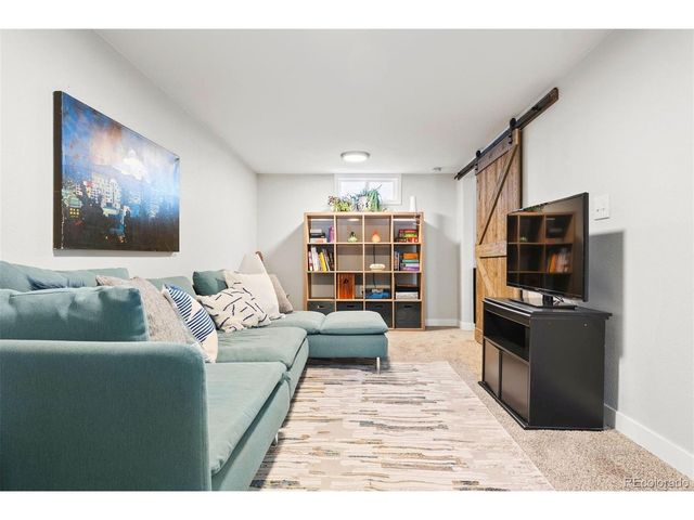 1789 Dallas St, Aurora, CO 80010