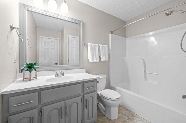 4178 Highway 49, Tennessee Ridge, TN 37178