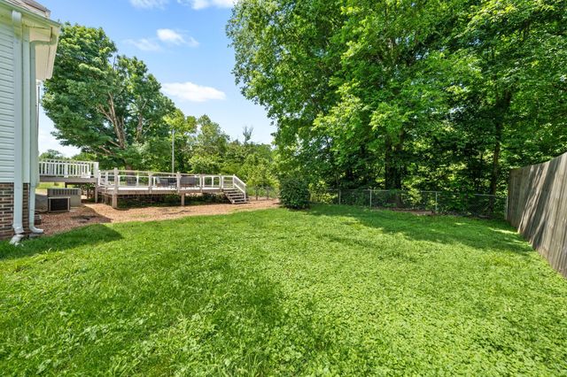 4178 Highway 49, Tennessee Ridge, TN 37178