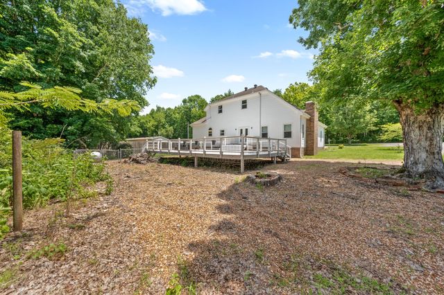 4178 Highway 49, Tennessee Ridge, TN 37178