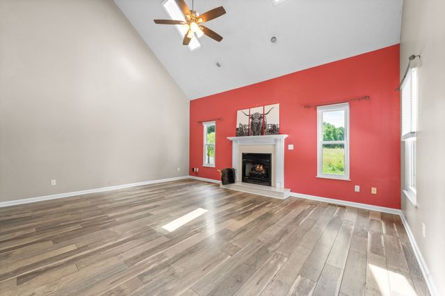 4178 Highway 49, Tennessee Ridge, TN 37178