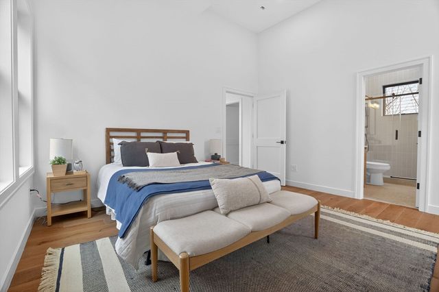 192 Washington Street R, Somerville, MA 02143