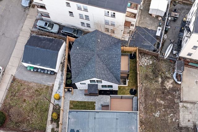 192 Washington Street R, Somerville, MA 02143