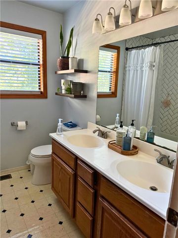 16132 Hickory Lane, Rogers, AR 72756