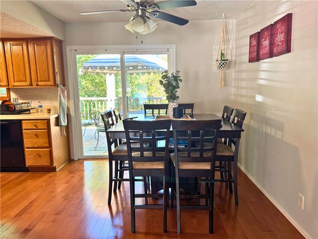 16132 Hickory Lane, Rogers, AR 72756