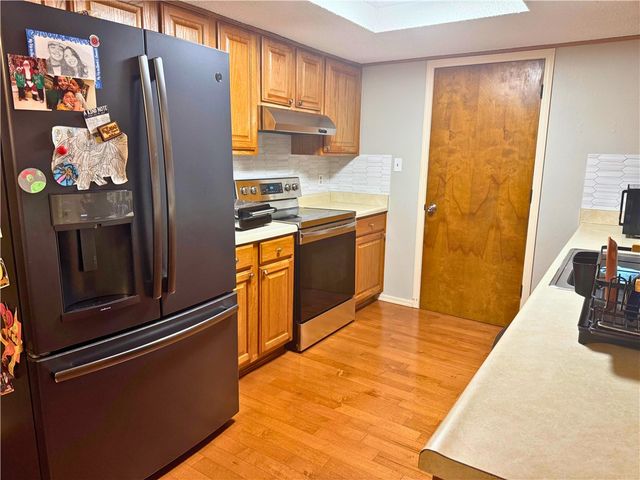 16132 Hickory Lane, Rogers, AR 72756