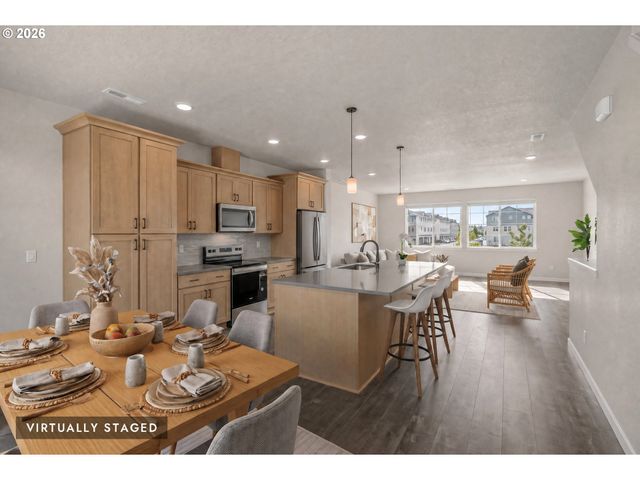 5065 Se DAVIS Rd, Hillsboro, OR 97123