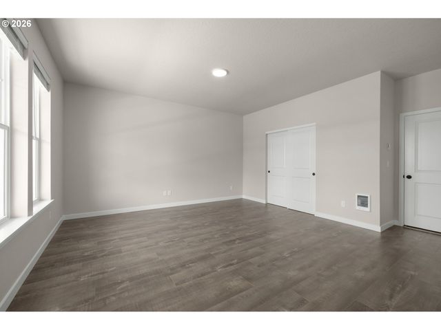 5065 Se DAVIS Rd, Hillsboro, OR 97123