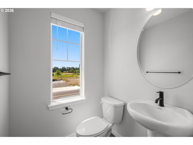 5065 Se DAVIS Rd, Hillsboro, OR 97123