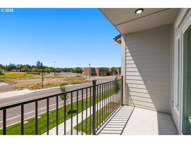 5065 Se DAVIS Rd, Hillsboro, OR 97123