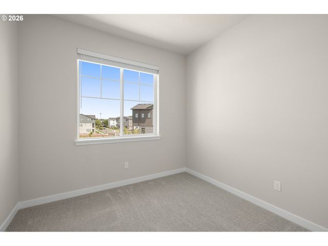5065 Se DAVIS Rd, Hillsboro, OR 97123