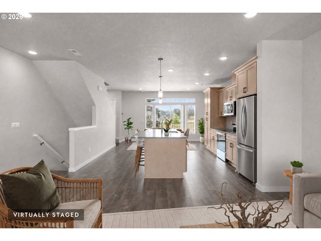 5065 Se DAVIS Rd, Hillsboro, OR 97123