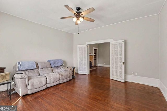 44 E Johnson Street, Temple, GA 30179
