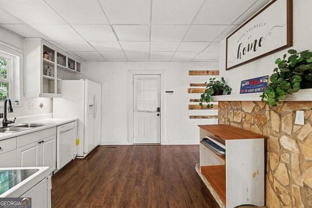 44 E Johnson Street, Temple, GA 30179