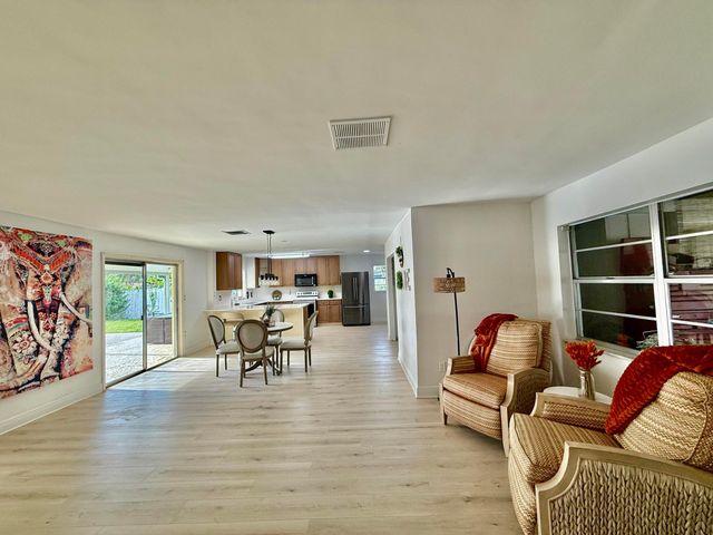 2503 Chesterfield Drive, Fort Pierce, FL 34982