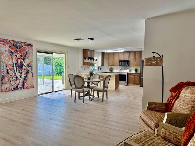 2503 Chesterfield Drive, Fort Pierce, FL 34982