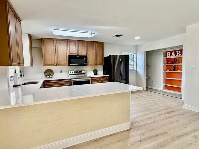 2503 Chesterfield Drive, Fort Pierce, FL 34982