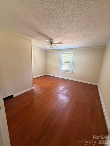 213 Stowe Road, Gastonia, NC 28056