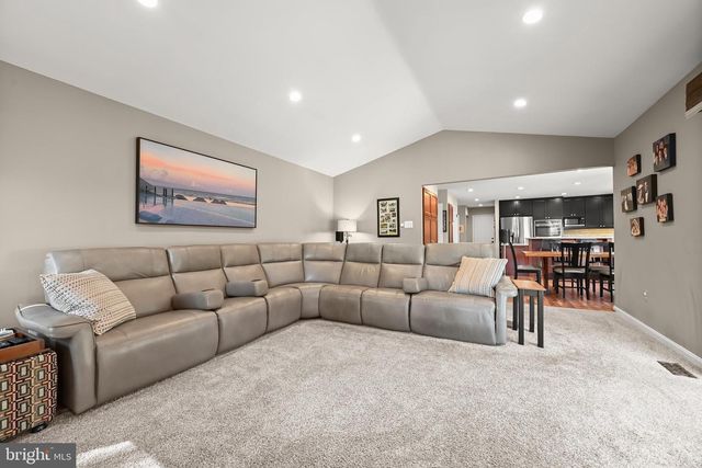 3711 THOROUGHBRED LN, Owings Mills, MD 21117